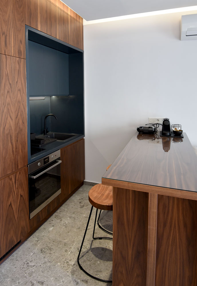 King Suite Rose n Stone Luxury Houses